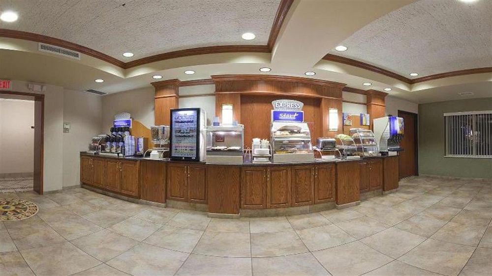 Holiday Inn Express & Suites Aberdeen By Ihg Ngoại thất bức ảnh