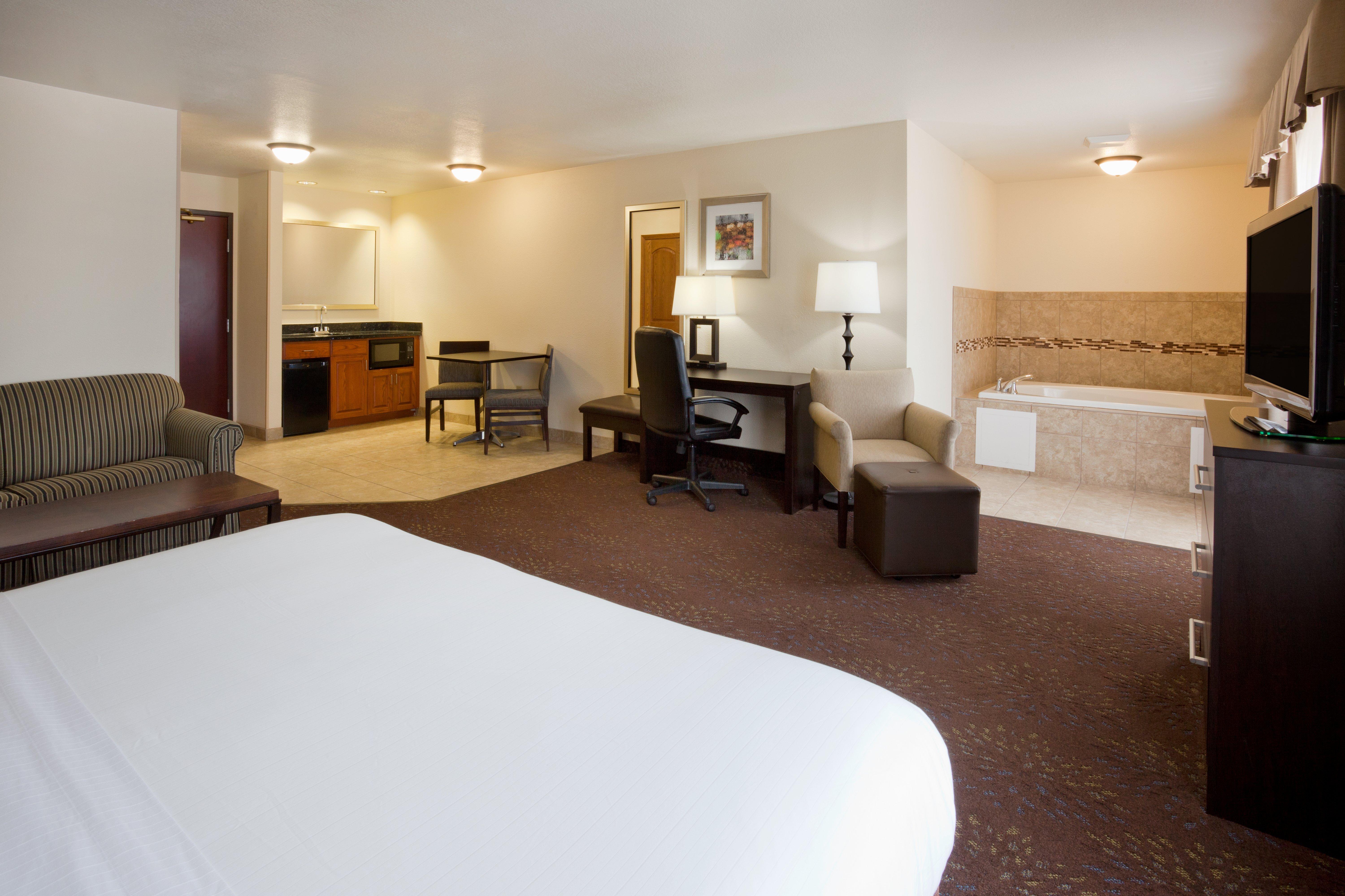 Holiday Inn Express & Suites Aberdeen By Ihg Ngoại thất bức ảnh
