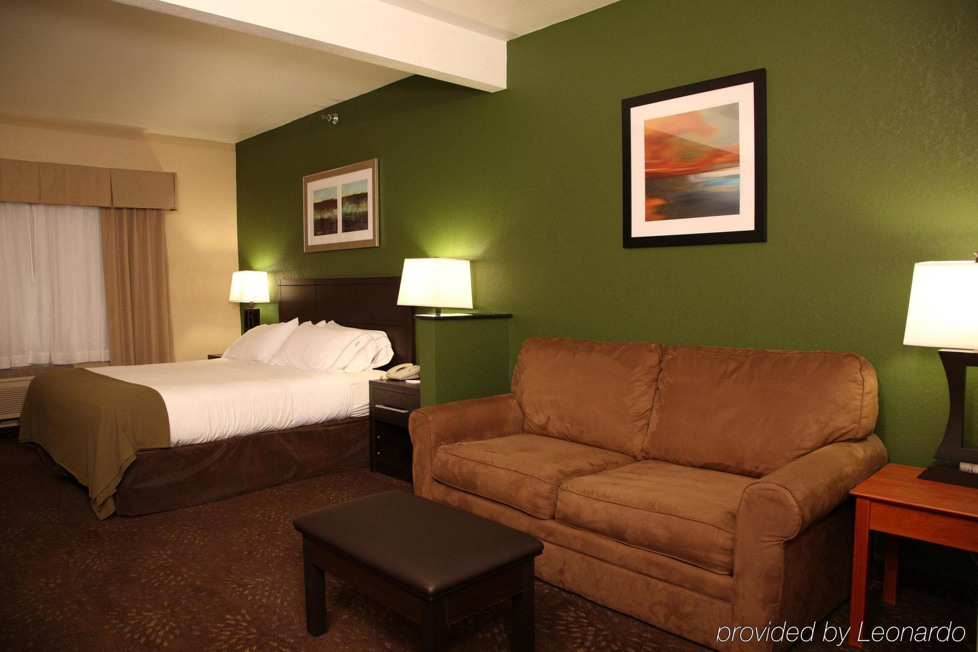 Holiday Inn Express & Suites Aberdeen By Ihg Ngoại thất bức ảnh