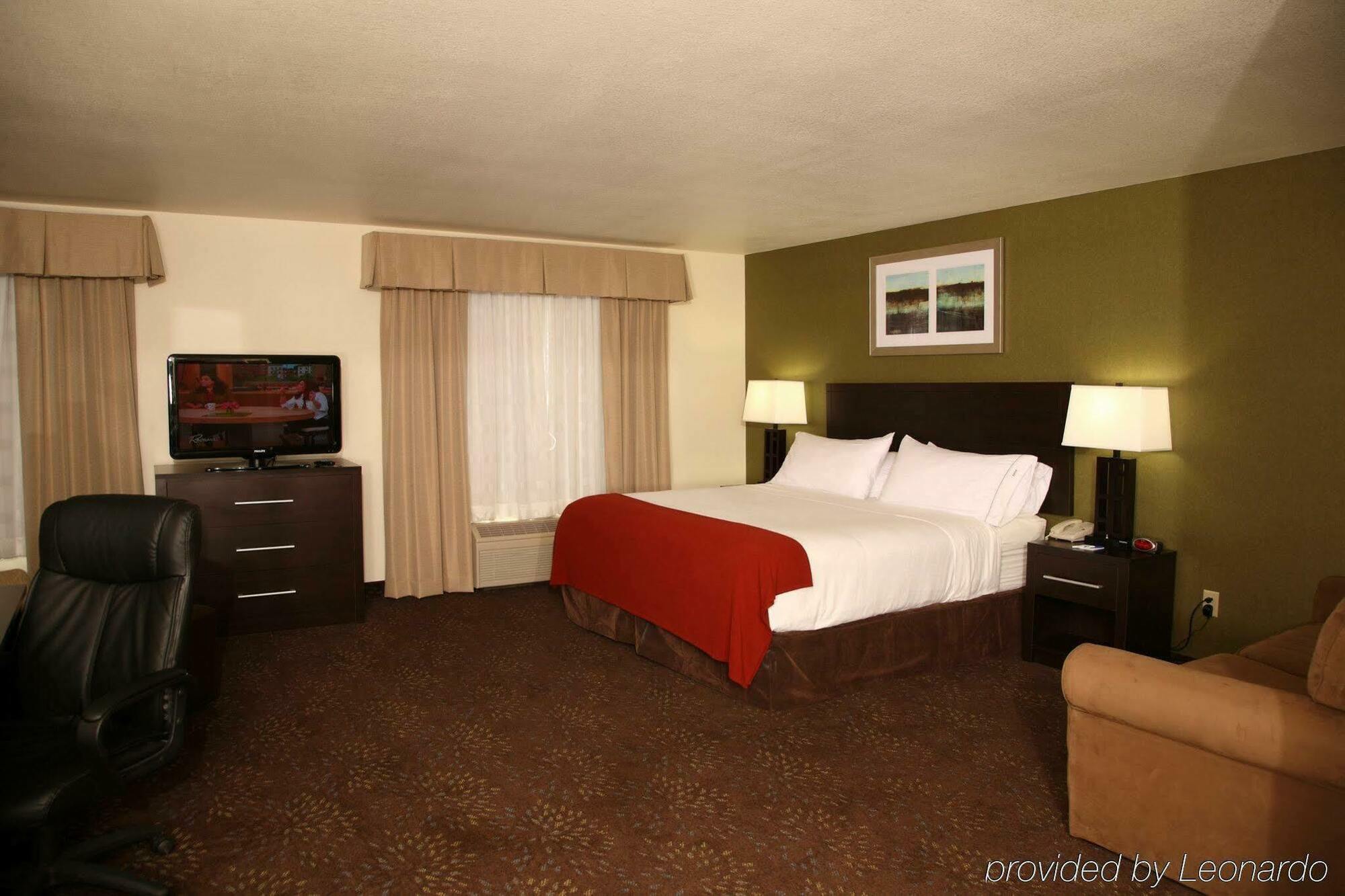 Holiday Inn Express & Suites Aberdeen By Ihg Ngoại thất bức ảnh